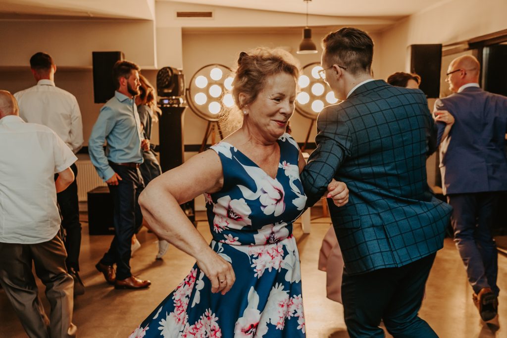 - WedEvent.pl DJ na Wesele