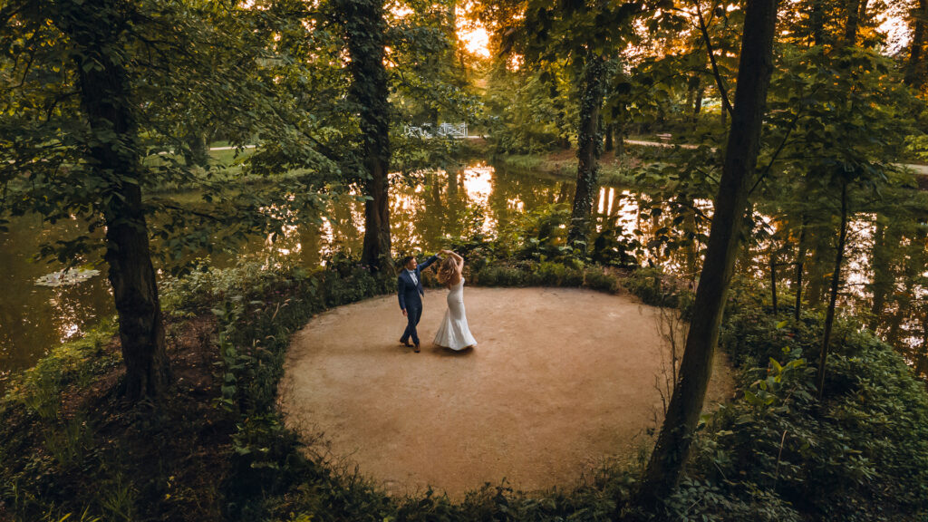 Pałac w Zatoniu - Sesja Ślubna - WedEvent.pl Pałac w Zatoniu - Sesja Ślubna